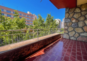 5 Bedrooms Bedrooms, 0 ,2 BathroomsBathrooms,Apartment,For Sale,0,1126