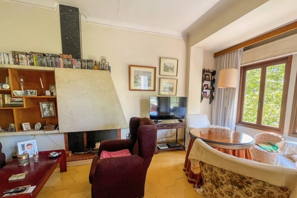 5 Bedrooms Bedrooms, 0 ,2 BathroomsBathrooms,Apartment,For Sale,0,1126 5 Bedrooms Bedrooms, 0 ,2 BathroomsBathrooms,Apartment,For Sale,0,1126