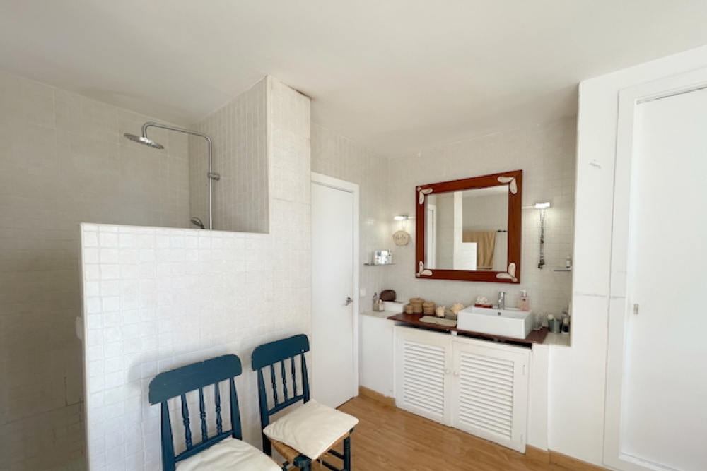 4 Bedrooms Bedrooms, 0 ,3 BathroomsBathrooms,Villa,For Sale,0,1048