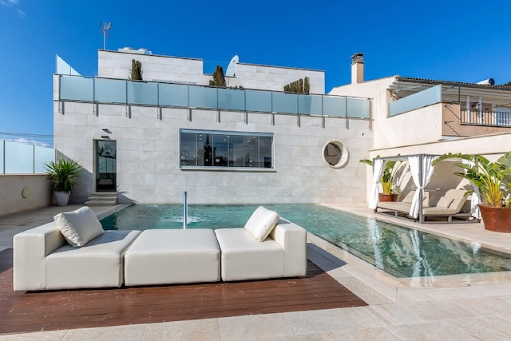 12 Bedrooms Bedrooms, 0 ,13 BathroomsBathrooms,Villa,For Rent,0,1049 12 Bedrooms Bedrooms, 0 ,13 BathroomsBathrooms,Villa,For Rent,0,1049