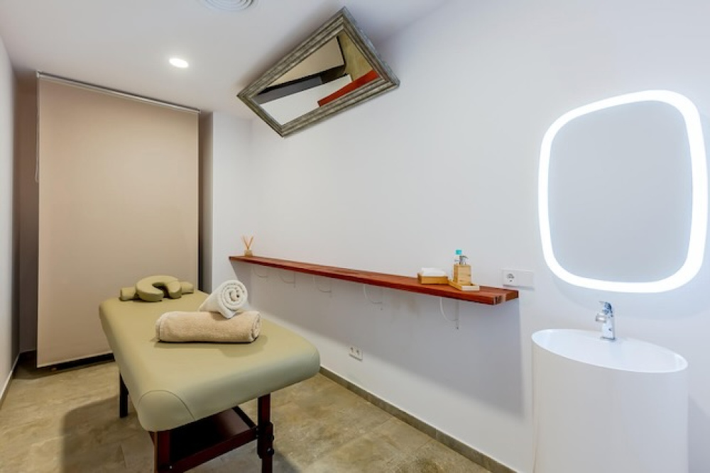 12 Bedrooms Bedrooms, 0 ,13 BathroomsBathrooms,Villa,For Rent,0,1049 12 Bedrooms Bedrooms, 0 ,13 BathroomsBathrooms,Villa,For Rent,0,1049