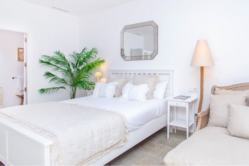 12 Bedrooms Bedrooms, 0 ,13 BathroomsBathrooms,Villa,For Rent,0,1049
