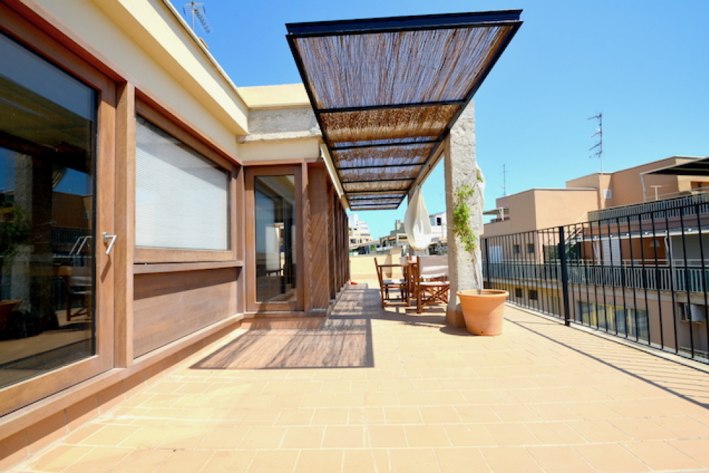 1 Bedroom Bedrooms, 0 ,1 BathroomBathrooms,Apartment,For Rent,0,1050