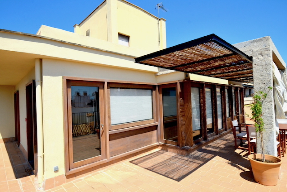 1 Bedroom Bedrooms, 0 ,1 BathroomBathrooms,Apartment,For Rent,0,1050