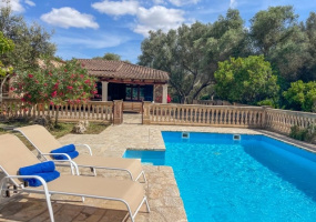4 Bedrooms Bedrooms, 0 ,3 BathroomsBathrooms,Villa,For Rent,0,1057
